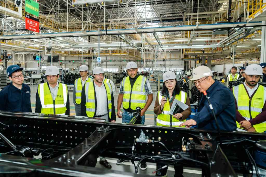 喜报!100台成功交付墨西哥客户 北汽重卡开启高质量“出海”新篇章 - 第4张 - 提加商用车网 喜报!100台成功交付墨西哥客户 北汽重卡开启高质量“出海”新篇章 - 第4张