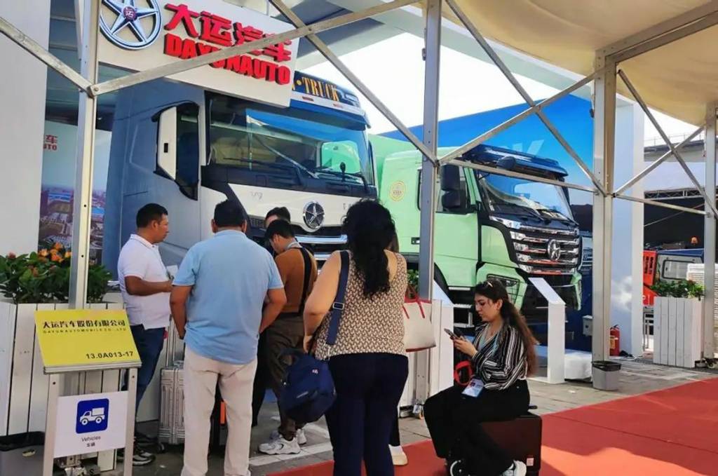 【媒体报道】大运爆款车型亮相广交会 节能有劲多重优势吸引国内外卡友 - 第4张