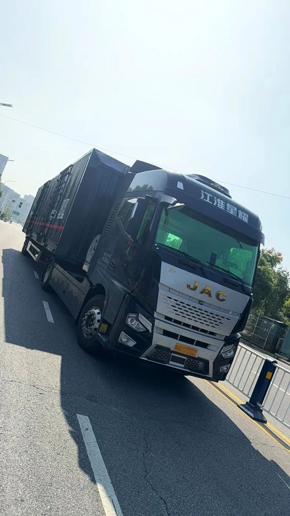 发哥驾到丨快递车主的真实声音！江淮重卡，双十一路上的得力伙伴 - 第6张