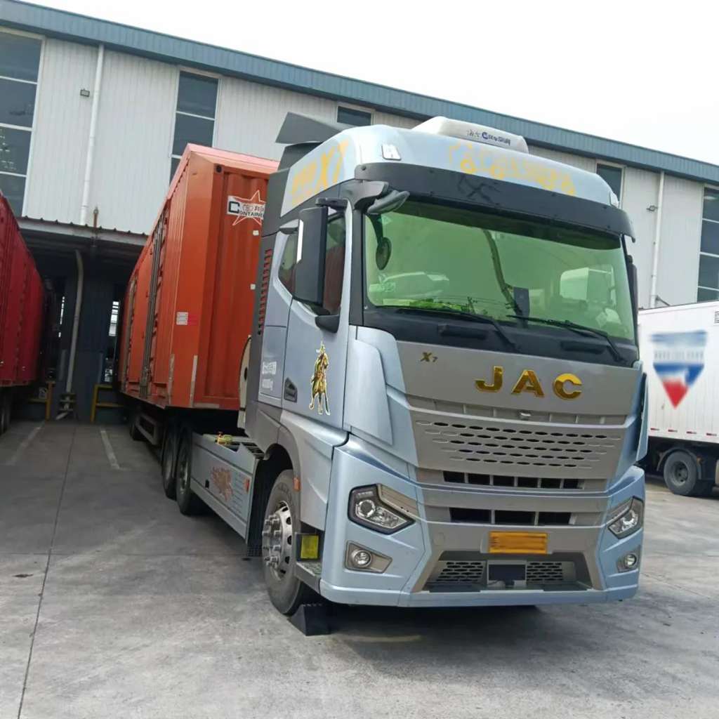 发哥驾到丨快递车主的真实声音！江淮重卡，双十一路上的得力伙伴 - 第2张