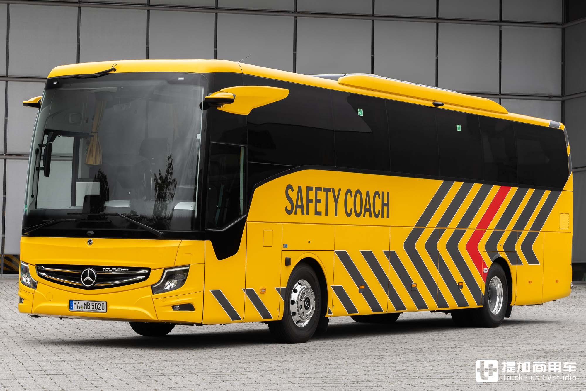 15项安全系统加持,奔驰Tourismo Safety Coach安全豪华巴士来袭 - 第7张 - 提加商用车网 15项安全系统加持,奔驰Tourismo Safety Coach安全豪华巴士来袭 - 第7张