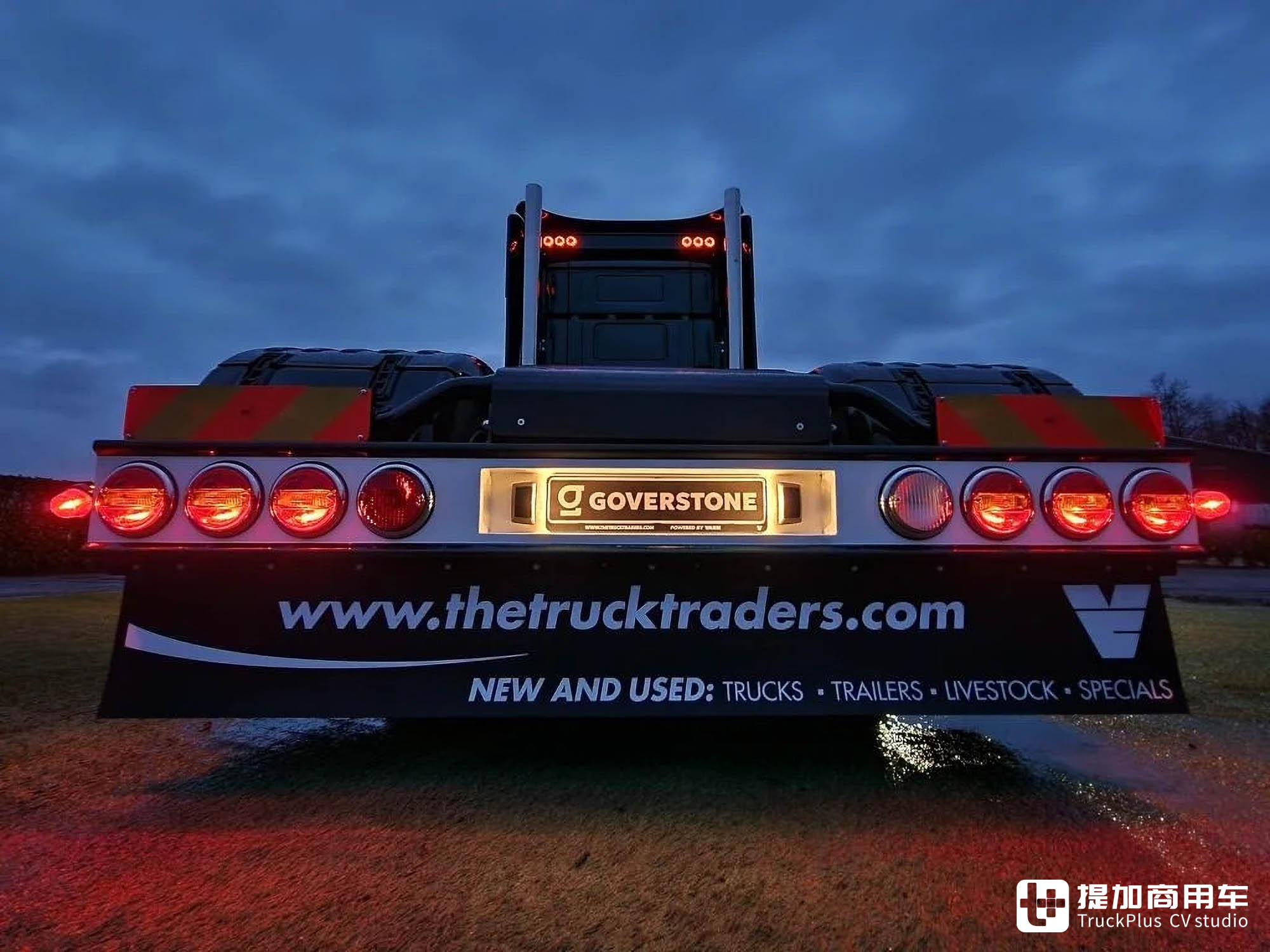 长头公路之王+V8发动机,斯堪尼亚T 164长头卡车实拍 - 第9张 - 提加商用车网 长头公路之王+V8发动机,斯堪尼亚T 164长头卡车实拍 - 第9张