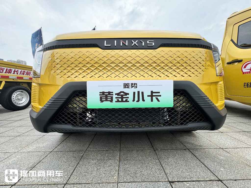 续航318km，货厢宽度1.8米，菱势最新推出的黄金小卡还有啥惊喜配置 - 第8张