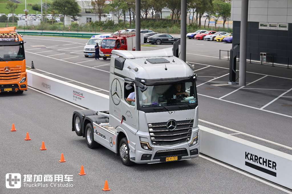 很难相信国内竟有这么多的改装卡车,STC卡车文化节逛了一圈,给了我太多惊喜了! - 第13张 - 提加商用车网 很难相信国内竟有这么多的改装卡车,STC卡车文化节逛了一圈,给了我太多惊喜了! - 第13张