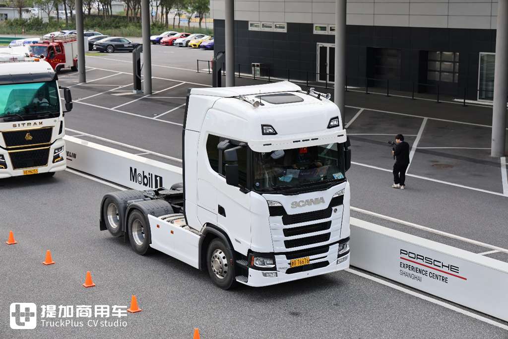 很难相信国内竟有这么多的改装卡车,STC卡车文化节逛了一圈,给了我太多惊喜了! - 第16张 - 提加商用车网 很难相信国内竟有这么多的改装卡车,STC卡车文化节逛了一圈,给了我太多惊喜了! - 第16张