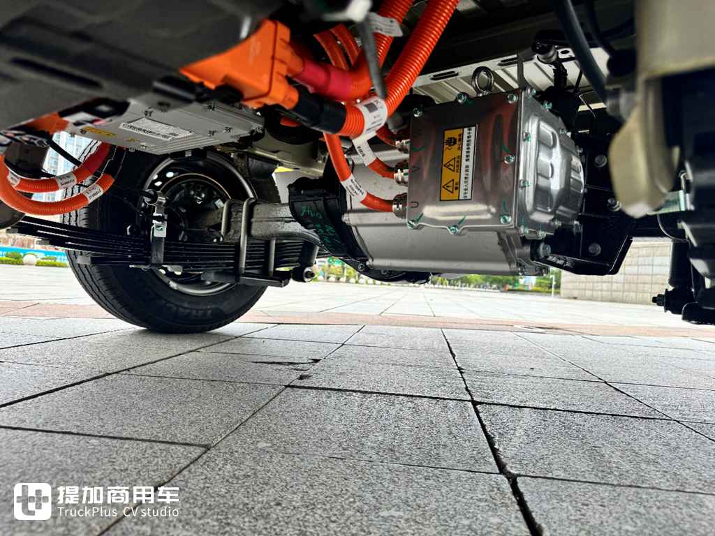 续航318km，货厢宽度1.8米，菱势最新推出的黄金小卡还有啥惊喜配置 - 第18张