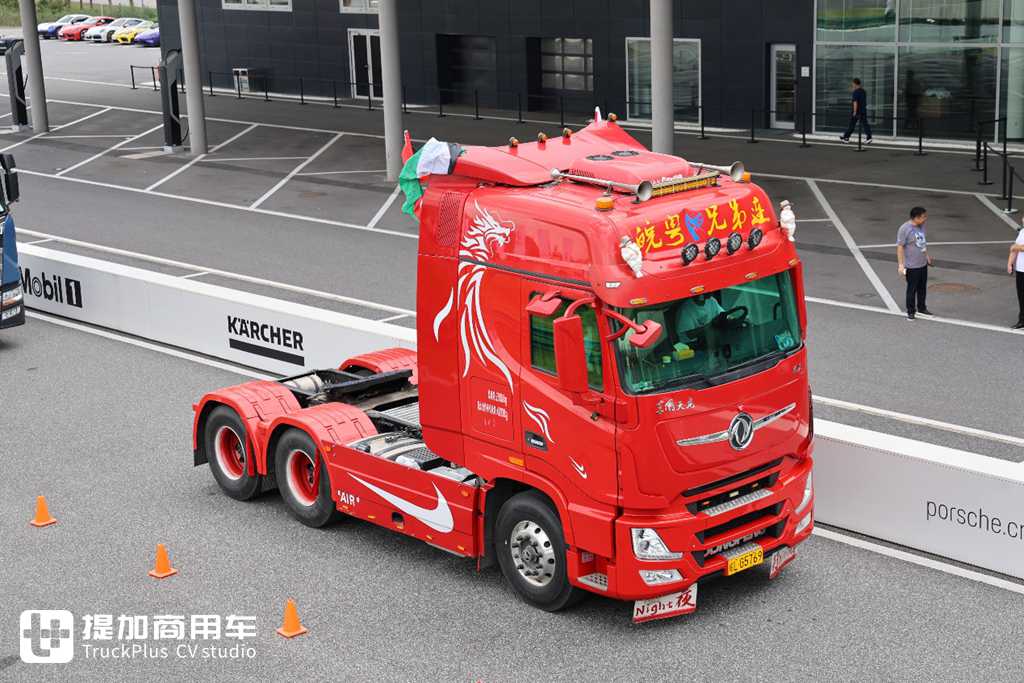 很难相信国内竟有这么多的改装卡车,STC卡车文化节逛了一圈,给了我太多惊喜了! - 第30张 - 提加商用车网 很难相信国内竟有这么多的改装卡车,STC卡车文化节逛了一圈,给了我太多惊喜了! - 第30张
