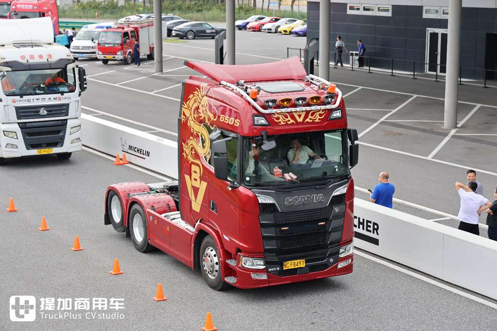 很难相信国内竟有这么多的改装卡车,STC卡车文化节逛了一圈,给了我太多惊喜了! - 第40张 - 提加商用车网 很难相信国内竟有这么多的改装卡车,STC卡车文化节逛了一圈,给了我太多惊喜了! - 第40张