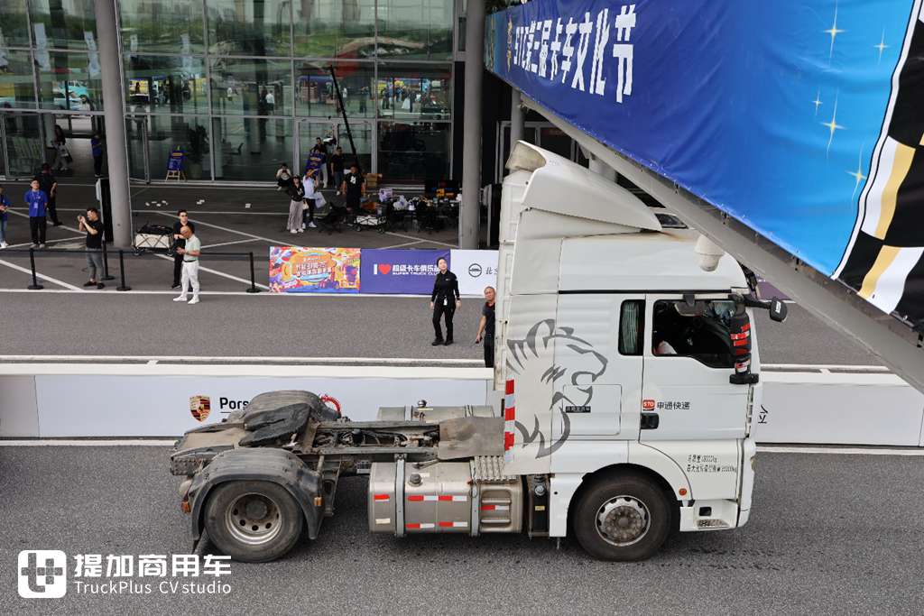 很难相信国内竟有这么多的改装卡车,STC卡车文化节逛了一圈,给了我太多惊喜了! - 第41张 - 提加商用车网 很难相信国内竟有这么多的改装卡车,STC卡车文化节逛了一圈,给了我太多惊喜了! - 第41张