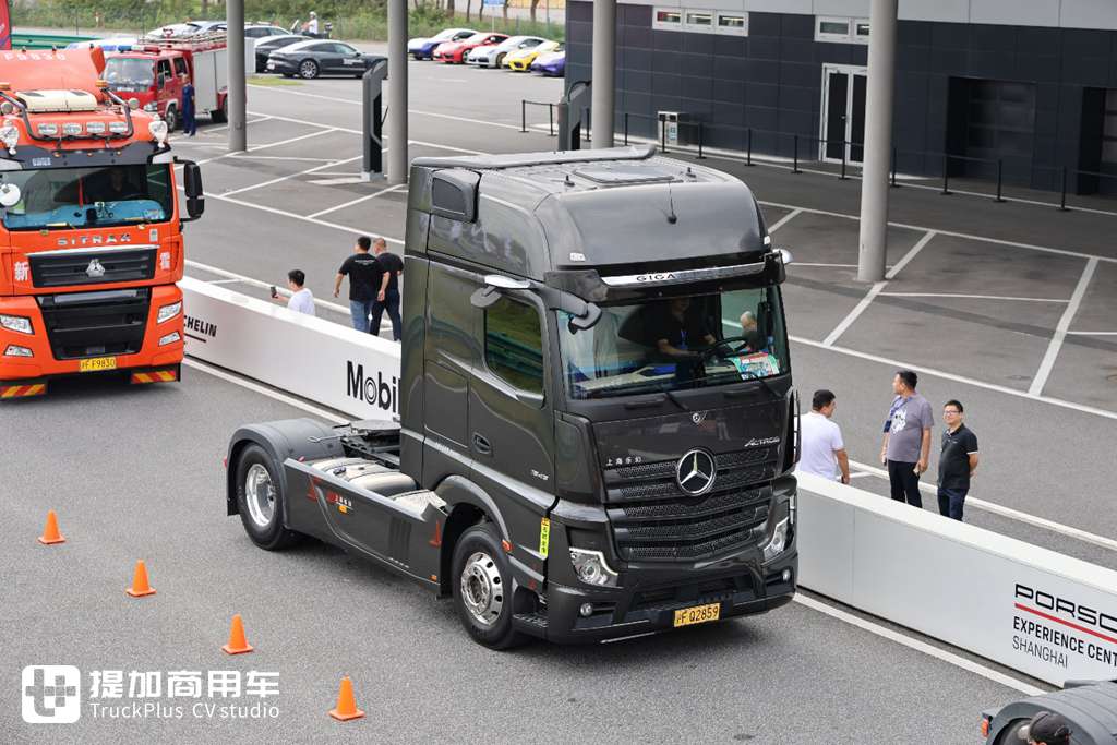 很难相信国内竟有这么多的改装卡车,STC卡车文化节逛了一圈,给了我太多惊喜了! - 第43张 - 提加商用车网 很难相信国内竟有这么多的改装卡车,STC卡车文化节逛了一圈,给了我太多惊喜了! - 第43张