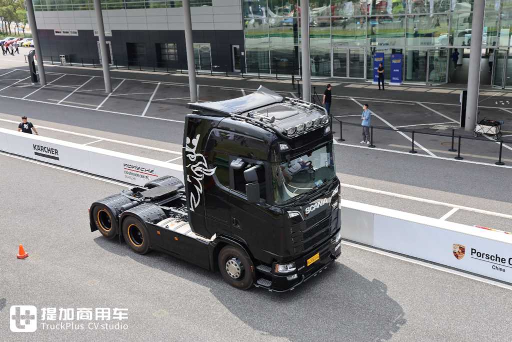 很难相信国内竟有这么多的改装卡车,STC卡车文化节逛了一圈,给了我太多惊喜了! - 第46张 - 提加商用车网 很难相信国内竟有这么多的改装卡车,STC卡车文化节逛了一圈,给了我太多惊喜了! - 第46张