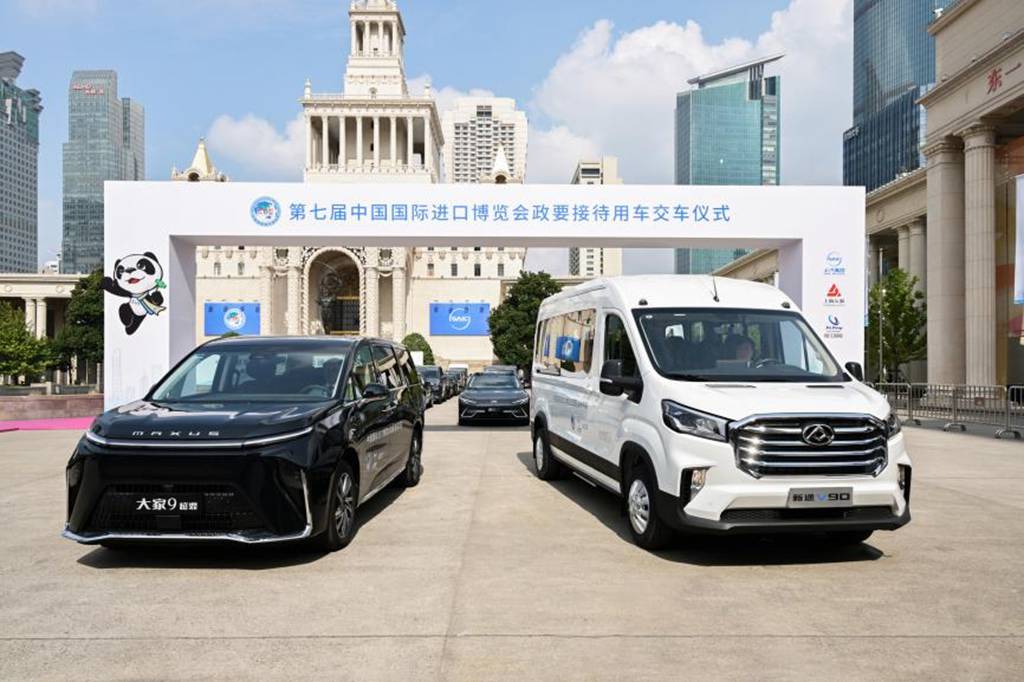 国宾品质,畅销全球!近百台上汽大通MAXUS新途V90、大家9超混再次护航进博会,闪耀国际舞台 - 第1张 - 提加商用车网 国宾品质,畅销全球!近百台上汽大通MAXUS新途V90、大家9超混再次护航进博会,闪耀国际舞台 - 第1张