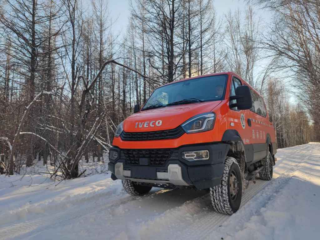 5天1800公里，他们开着依维柯4×4北上，从未掉链子 - 第2张