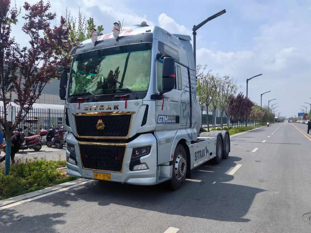 高效创盈 一路畅行——坚定选择中国重汽汕德卡 - 第2张 - 提加商用车网 高效创盈 一路畅行——坚定选择中国重汽汕德卡 - 第2张