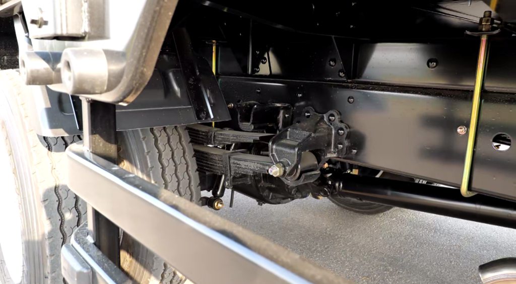 金秋飞龙起,丰收情更浓——东风多利卡飞龙闪耀上市,诚意满满 - 第6张 - 提加商用车网 金秋飞龙起,丰收情更浓——东风多利卡飞龙闪耀上市,诚意满满 - 第6张