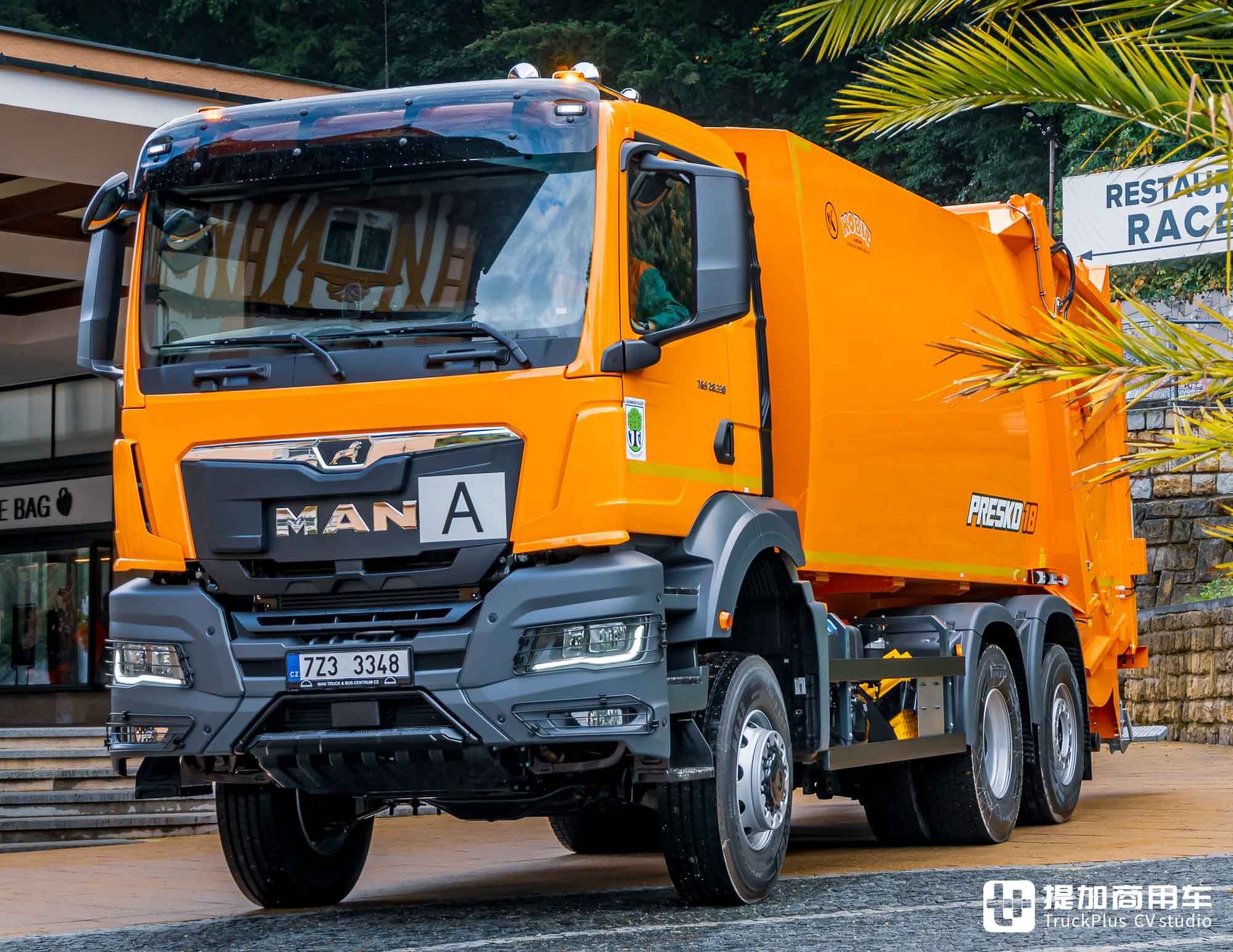 曼恩TGS底盘,6x4前驱加持越野套件,这台城市垃圾车不一般 - 第1张 - 提加商用车网 曼恩TGS底盘,6x4前驱加持越野套件,这台城市垃圾车不一般 - 第1张