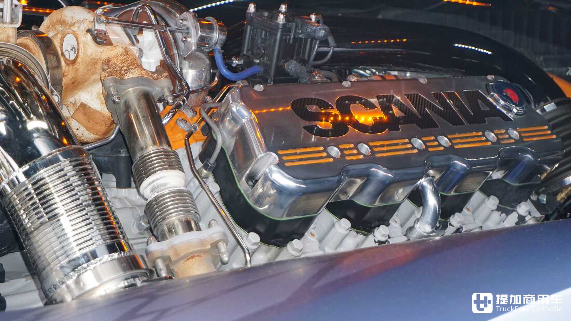 770匹V8大心脏,造型张扬如超跑,斯堪尼亚770 S霜火版车型实拍 - 第11张 - 提加商用车网 770匹V8大心脏,造型张扬如超跑,斯堪尼亚770 S霜火版车型实拍 - 第11张