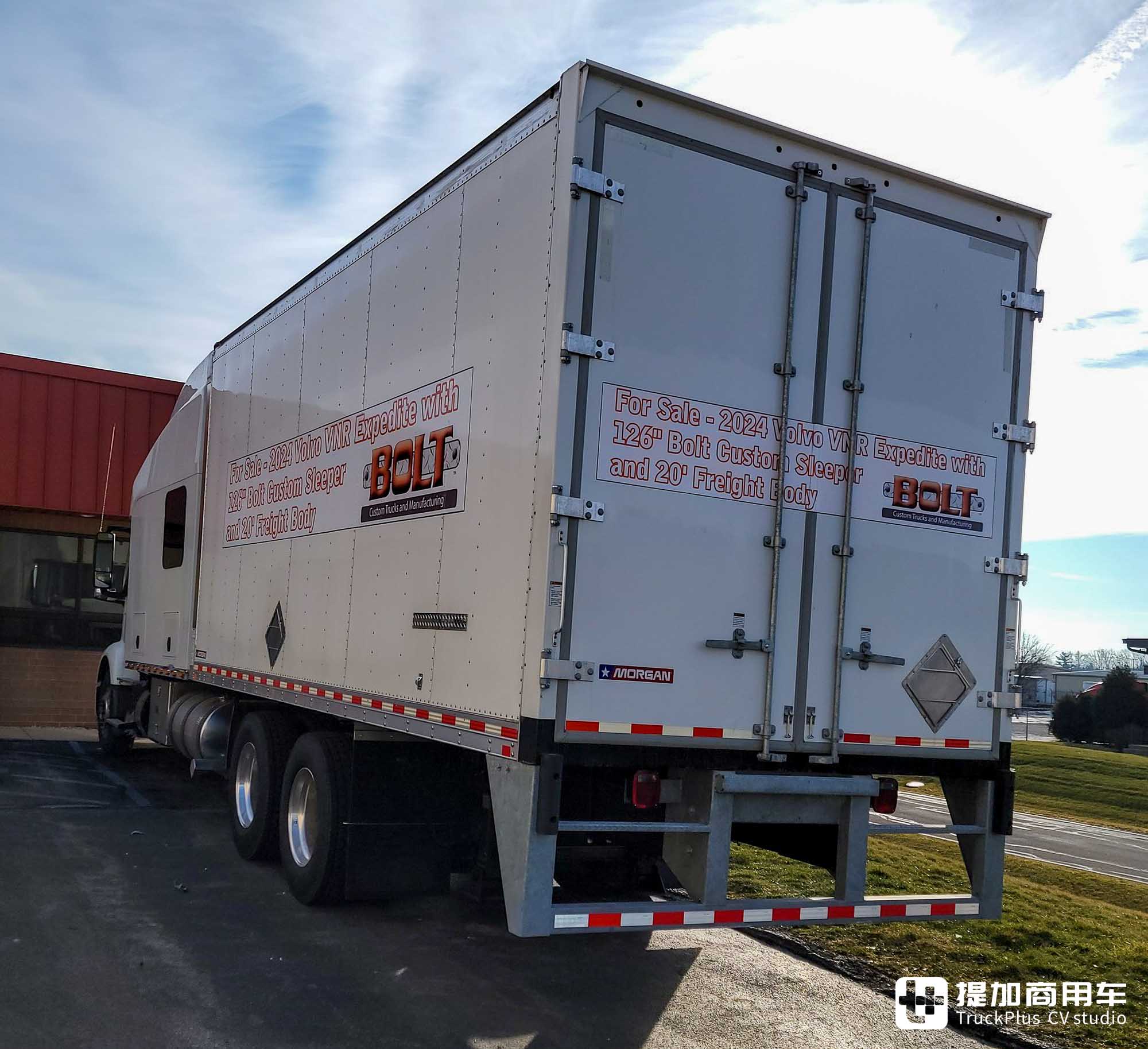 军火、药品运输专属,生活舱快跟货厢一样长,这台沃尔沃VNR载货车不一般 - 第11张 - 提加商用车网 军火、药品运输专属,生活舱快跟货厢一样长,这台沃尔沃VNR载货车不一般 - 第11张