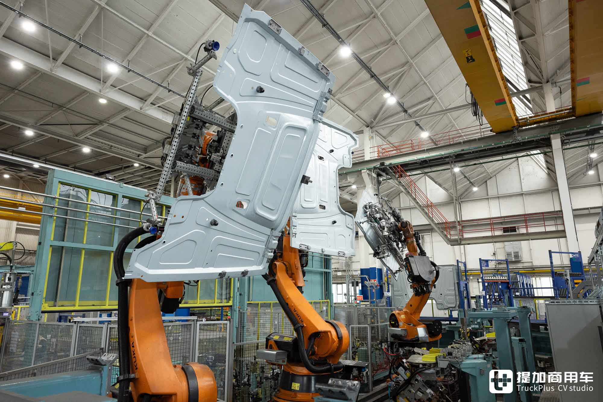eActros 600电动重卡交付在即,奔驰柴油卡车工厂如何转型新能源?这篇文章带您看 - 第12张 - 提加商用车网 eActros 600电动重卡交付在即,奔驰柴油卡车工厂如何转型新能源?这篇文章带您看 - 第12张