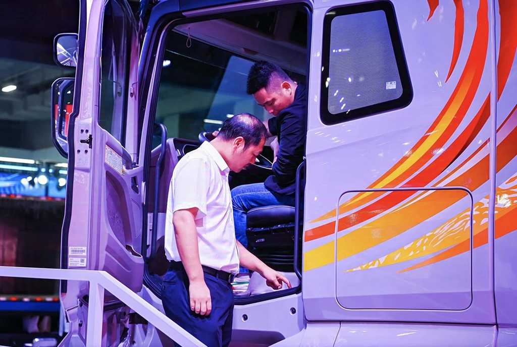 一汽解放J7创领版牵引车重磅上市！ - 第14张