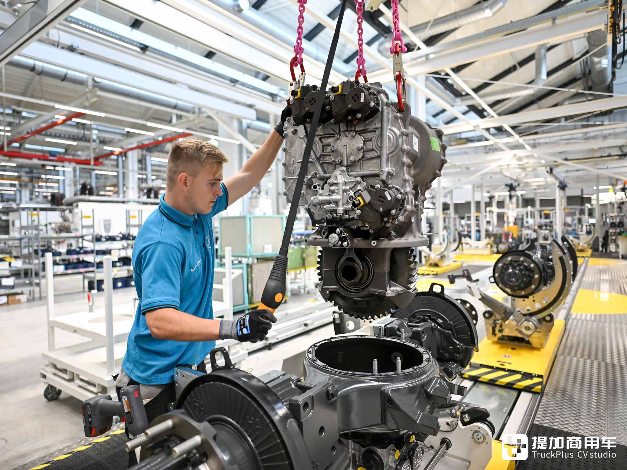 eActros 600电动重卡交付在即,奔驰柴油卡车工厂如何转型新能源?这篇文章带您看 - 第15张 - 提加商用车网 eActros 600电动重卡交付在即,奔驰柴油卡车工厂如何转型新能源?这篇文章带您看 - 第15张