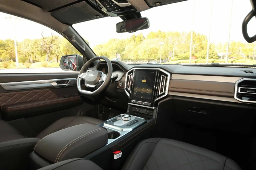 喜讯│全新悍途EV荣耀加冕 接连斩获两项权威大奖 - 第5张 - 提加商用车网 喜讯│全新悍途EV荣耀加冕 接连斩获两项权威大奖 - 第5张