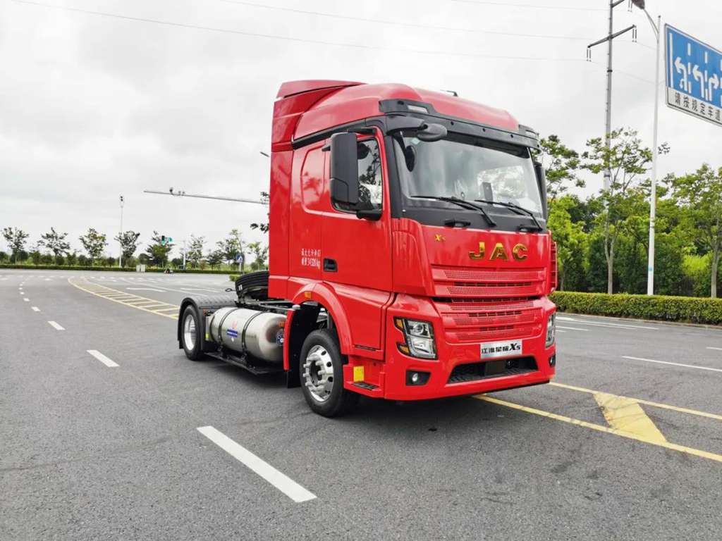 明星产品丨快递快运首选燃气重卡!且看江淮星耀X5天然气牵引车 - 第1张 - 提加商用车网 明星产品丨快递快运首选燃气重卡!且看江淮星耀X5天然气牵引车 - 第1张