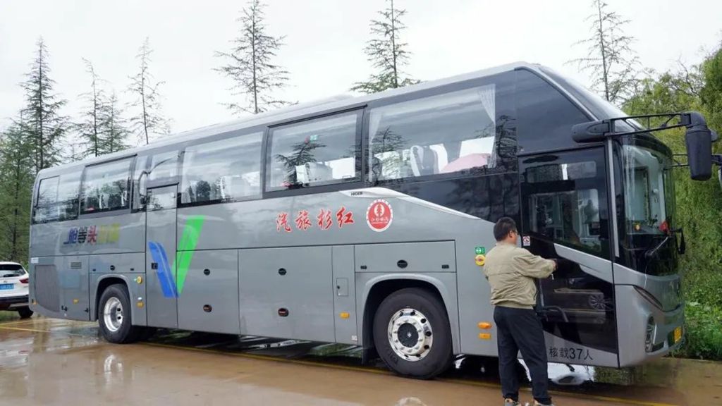 苏州金龙新V系客车加速赋能丽江文旅品质升级 - 第3张 - 提加商用车网 苏州金龙新V系客车加速赋能丽江文旅品质升级 - 第3张