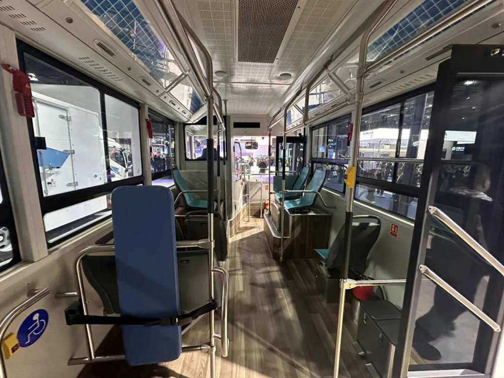 金旅氢燃料电池客车闪耀进博会 - 第3张 - 提加商用车网 金旅氢燃料电池客车闪耀进博会 - 第3张