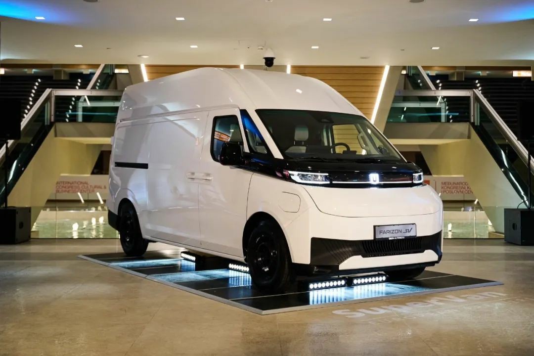 远程超级VAN塞尔维亚上市, 欧洲首秀开启新征程 - 第1张 - 提加商用车网 远程超级VAN塞尔维亚上市, 欧洲首秀开启新征程 - 第1张