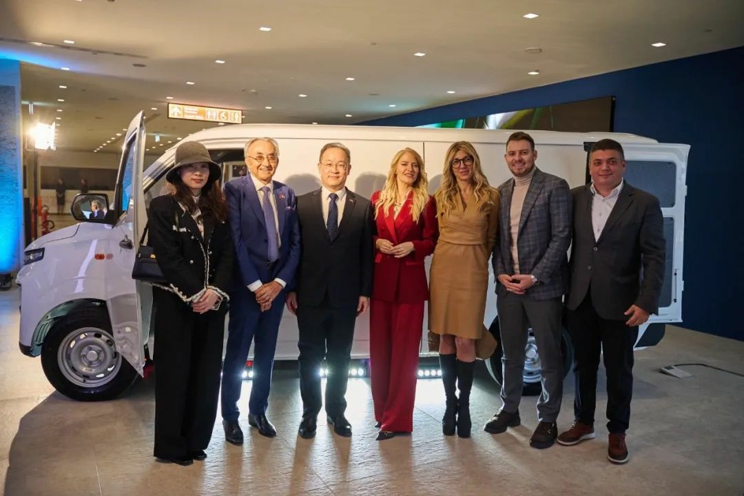 远程超级VAN塞尔维亚上市, 欧洲首秀开启新征程 - 第2张 - 提加商用车网 远程超级VAN塞尔维亚上市, 欧洲首秀开启新征程 - 第2张