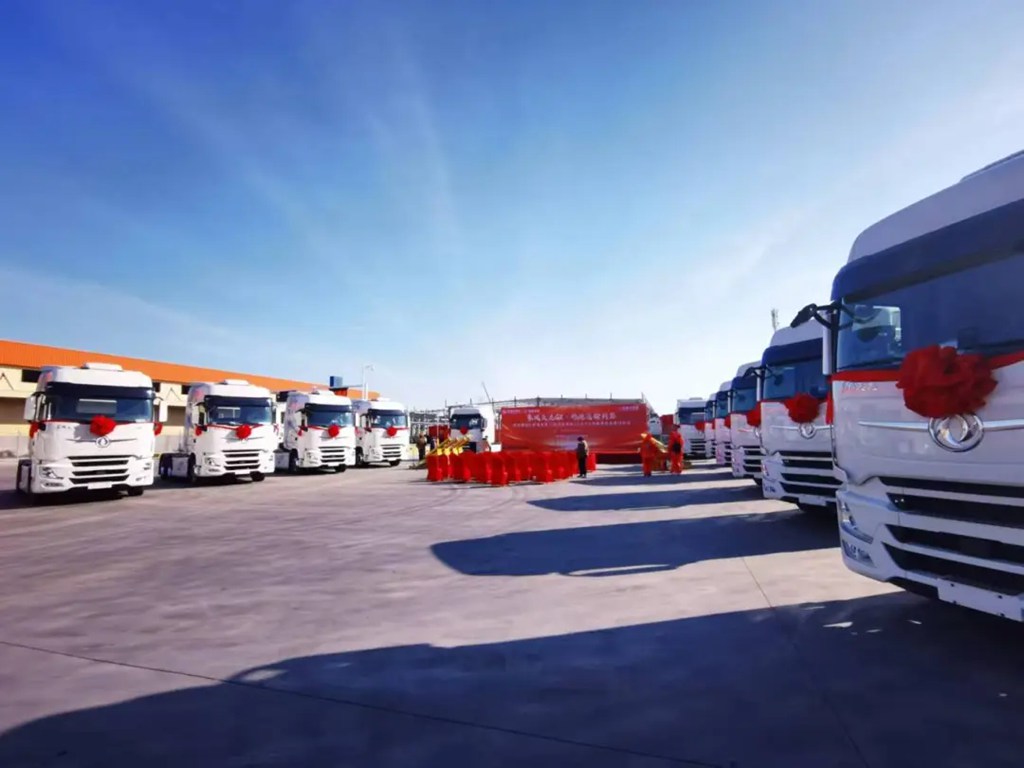 首批12台!东风天龙GX助力跨境腾飞 - 第5张 - 提加商用车网 首批12台!东风天龙GX助力跨境腾飞 - 第5张