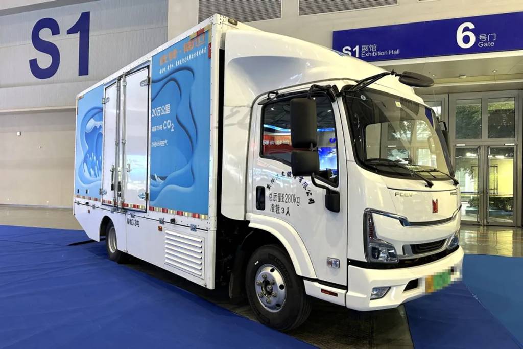 庆铃三款氢燃料车型齐亮相 闪耀2024陆海新通道国际物流博览会 - 第5张 - 提加商用车网 庆铃三款氢燃料车型齐亮相 闪耀2024陆海新通道国际物流博览会 - 第5张