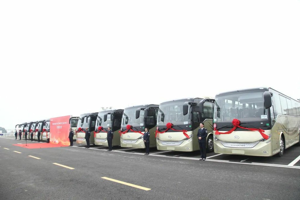 安凯N系定制公交助企惠民,温暖“上新” - 第5张 - 提加商用车网 安凯N系定制公交助企惠民,温暖“上新” - 第5张