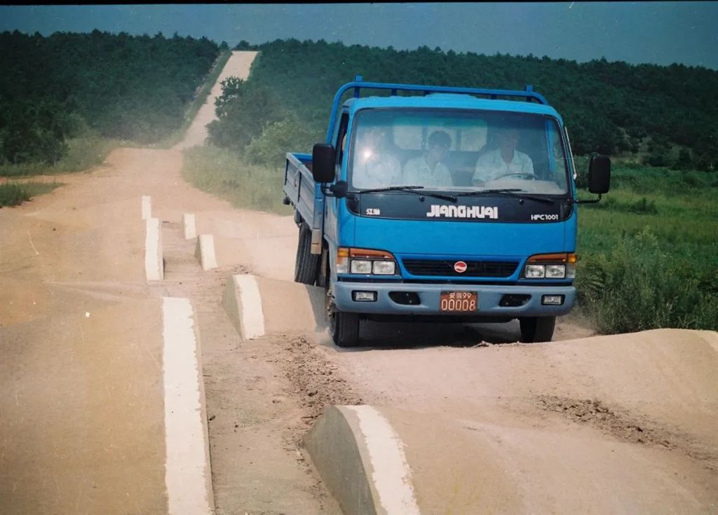 江淮60载:聚沙成塔,推动安徽汽车产业攀高向新 - 第7张 - 提加商用车网 江淮60载:聚沙成塔,推动安徽汽车产业攀高向新 - 第7张