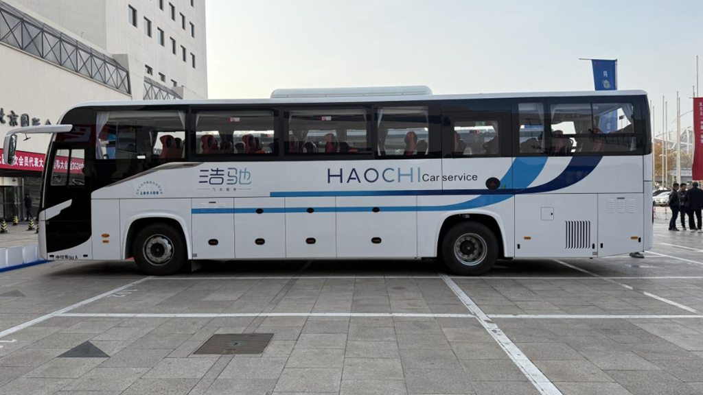 实力“吸睛”!苏州金龙公路复兴号亮相2024中国道路运输年会 - 第8张 - 提加商用车网 实力“吸睛”!苏州金龙公路复兴号亮相2024中国道路运输年会 - 第8张