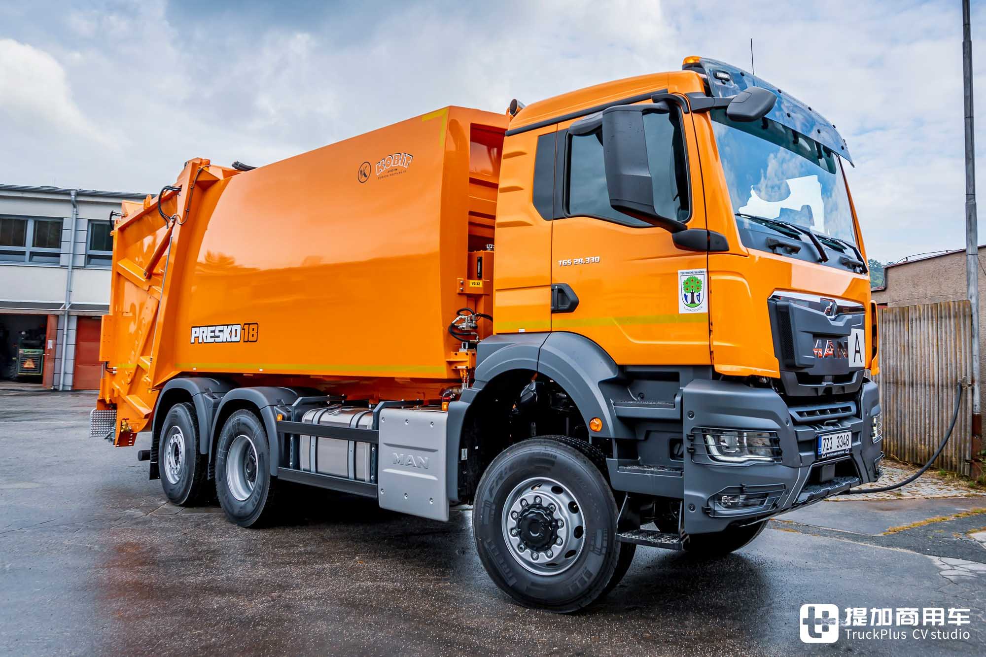 曼恩TGS底盘,6x4前驱加持越野套件,这台城市垃圾车不一般 - 第8张 - 提加商用车网 曼恩TGS底盘,6x4前驱加持越野套件,这台城市垃圾车不一般 - 第8张