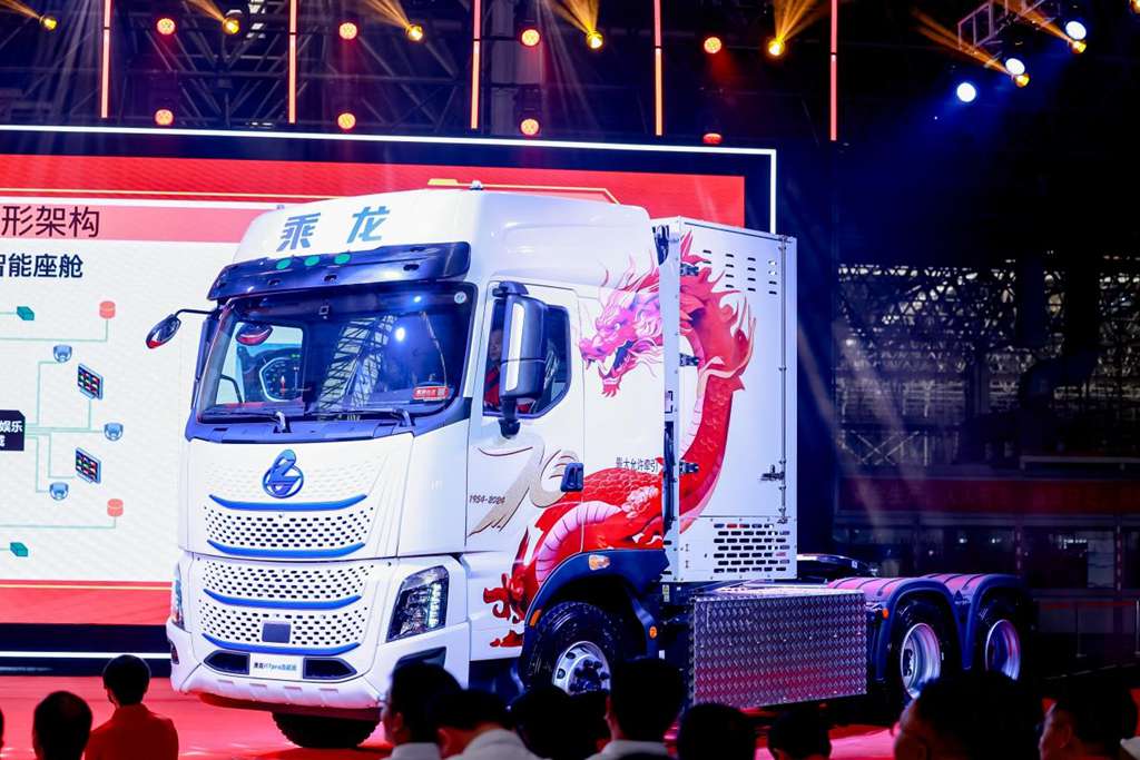 东风柳汽70周年大会暨“龙行工程”新品亮相仪式圆满举办 - 第12张 - 提加商用车网 东风柳汽70周年大会暨“龙行工程”新品亮相仪式圆满举办 - 第12张