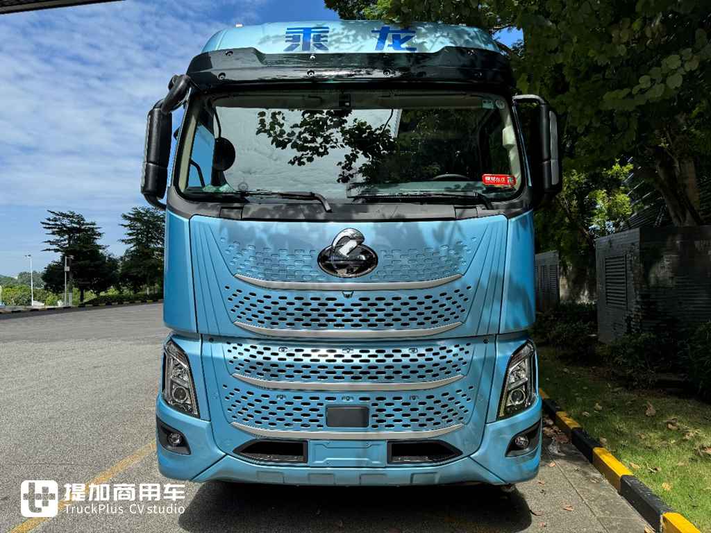 LNG与CNG都能加!乘龙H7 PRO双燃料牵引车亮点多多 - 第2张 - 提加商用车网 LNG与CNG都能加!乘龙H7 PRO双燃料牵引车亮点多多 - 第2张