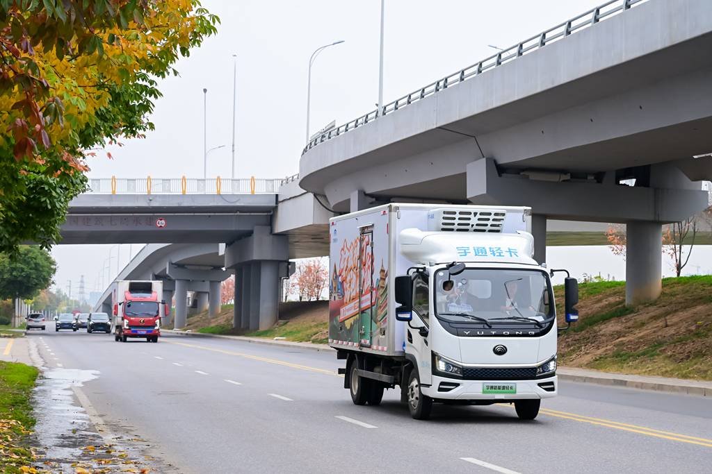 “内卷”之下冷链运输未来何在? 宇通轻卡T5神行版冷藏车用高运营价值解题 - 第3张 - 提加商用车网 “内卷”之下冷链运输未来何在? 宇通轻卡T5神行版冷藏车用高运营价值解题 - 第3张