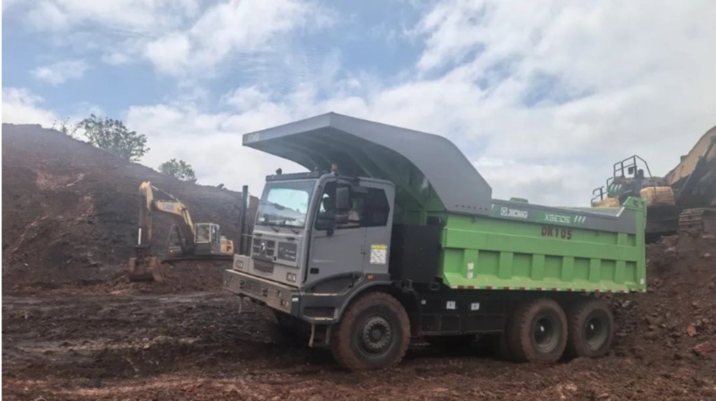 服务全球客户 | 大批量徐工电动矿卡出口非洲 - 第2张