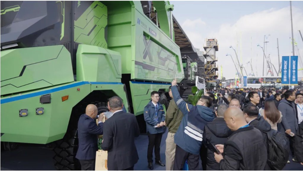 引领绿色潮流!2024上海宝马展徐工汽车精彩纷呈 - 第3张 - 提加商用车网 引领绿色潮流!2024上海宝马展徐工汽车精彩纷呈 - 第3张