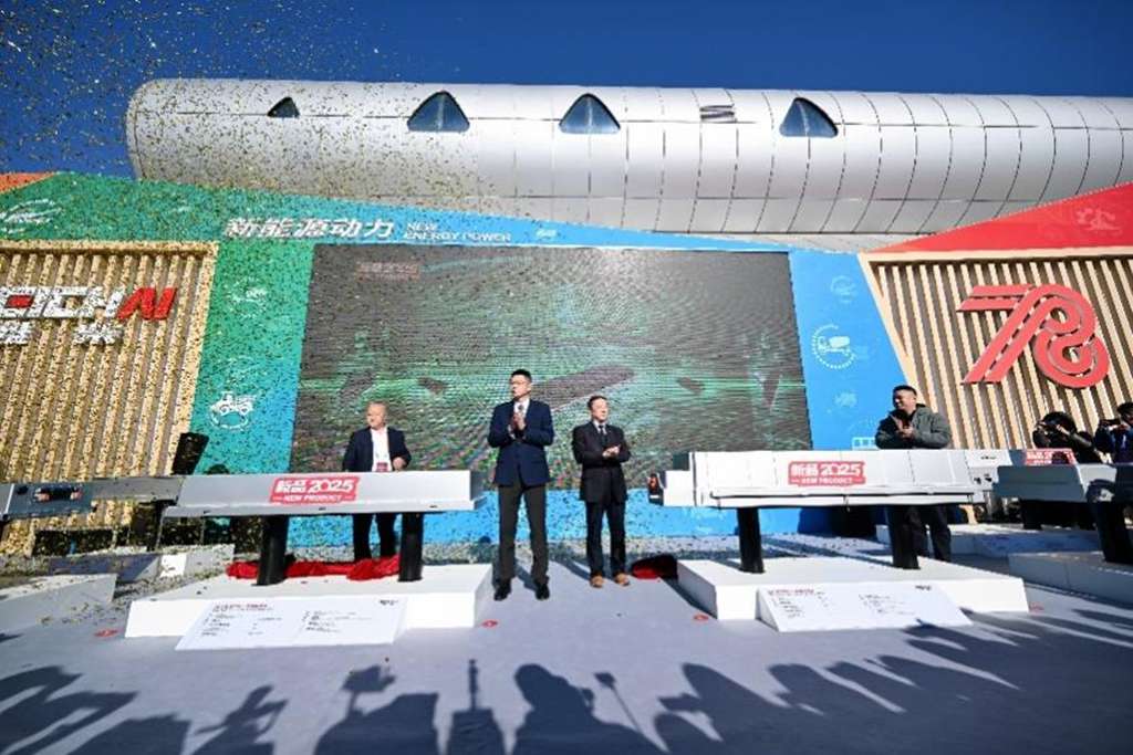 Weichai lanzó una gama completa de baterías de potencia para vehículos comerciales, y las baterías blade lideraron la demanda de la industria, las primeras