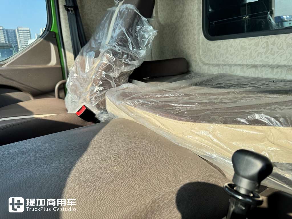 3分钟快速换电，硬核底盘配置，乘龙H5换电渣土车实拍 - 第10张