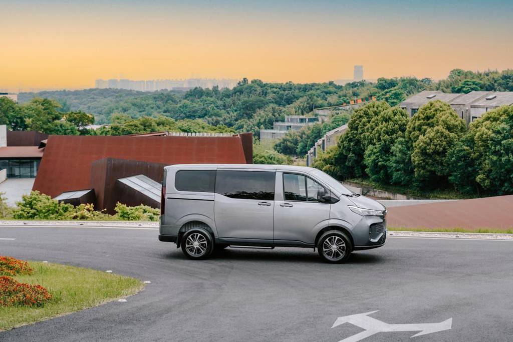Expérience d’essai routier IVECO Juxing, voiture intelligente, profitez de voyages diversifiés ! - Fiche 2