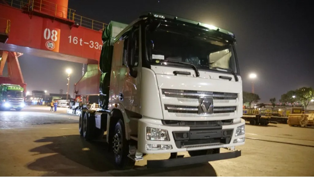 ¡Favor mundial! XCMG Pure Electric Heavy Truck Pilots Green Overseas - No. 2