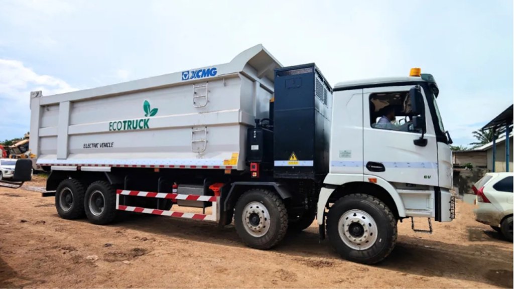 ¡Favor mundial! El camión pesado eléctrico puro XCMG lleva el verde al mar: el 3er