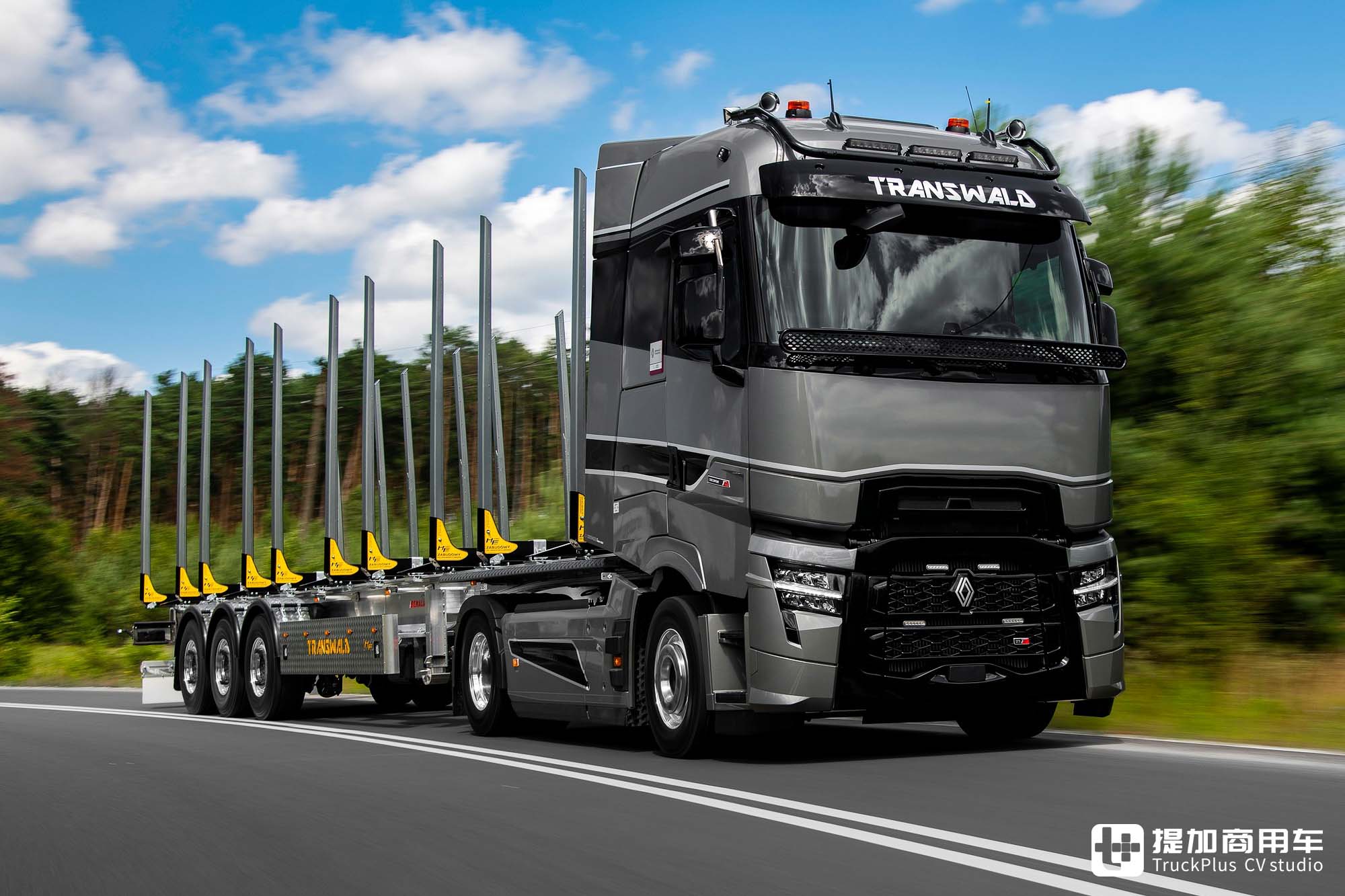 涡轮复合发动机,法式浪漫设计,顶配雷诺T-High牵引车用来拉木头 - 第14张 - 提加商用车网 涡轮复合发动机,法式浪漫设计,顶配雷诺T-High牵引车用来拉木头 - 第14张