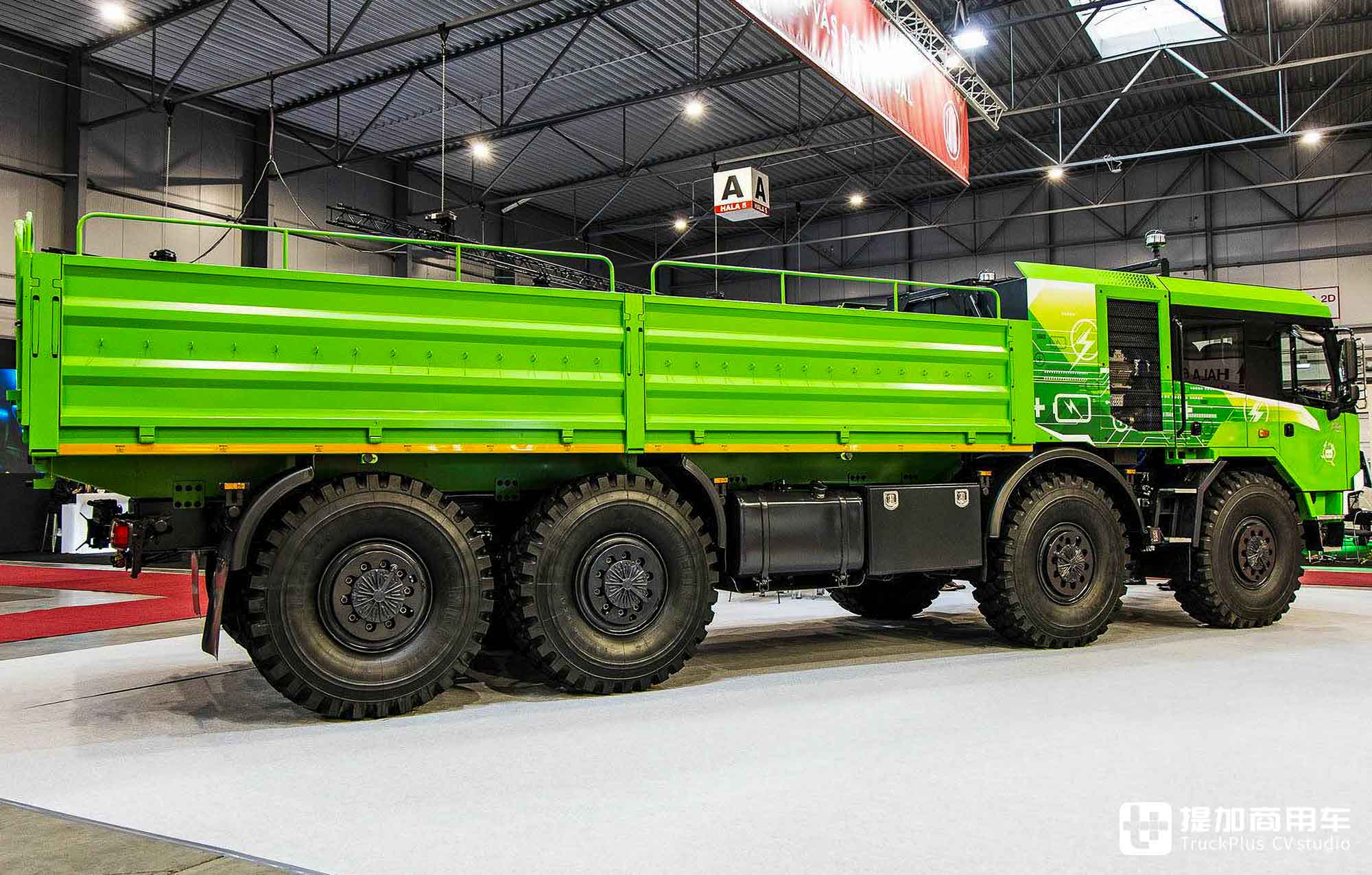 风冷V8结合插电混动系统,8x8越野性能超强悍,太脱拉Force混动重卡来袭,实力几何? - 第15张 - 提加商用车网 风冷V8结合插电混动系统,8x8越野性能超强悍,太脱拉Force混动重卡来袭,实力几何? - 第15张