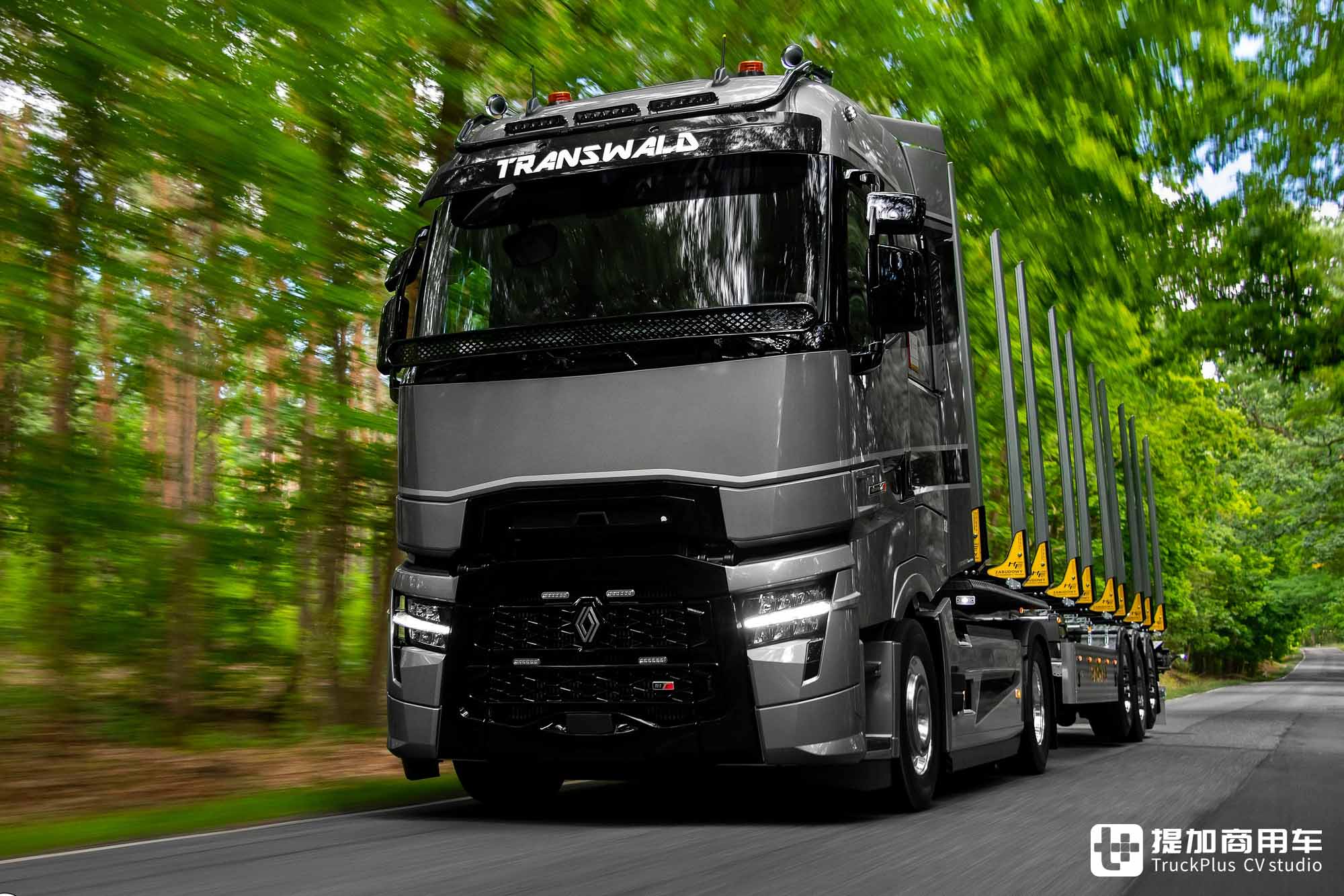 涡轮复合发动机,法式浪漫设计,顶配雷诺T-High牵引车用来拉木头 - 第4张 - 提加商用车网 涡轮复合发动机,法式浪漫设计,顶配雷诺T-High牵引车用来拉木头 - 第4张